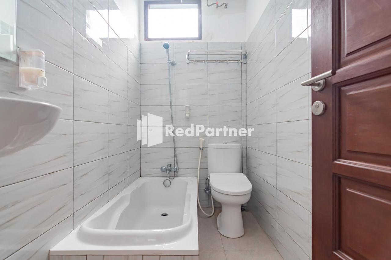 Langkar Guest House Syariah Mitra Reddoorz ซามารินดา ภายนอก รูปภาพ